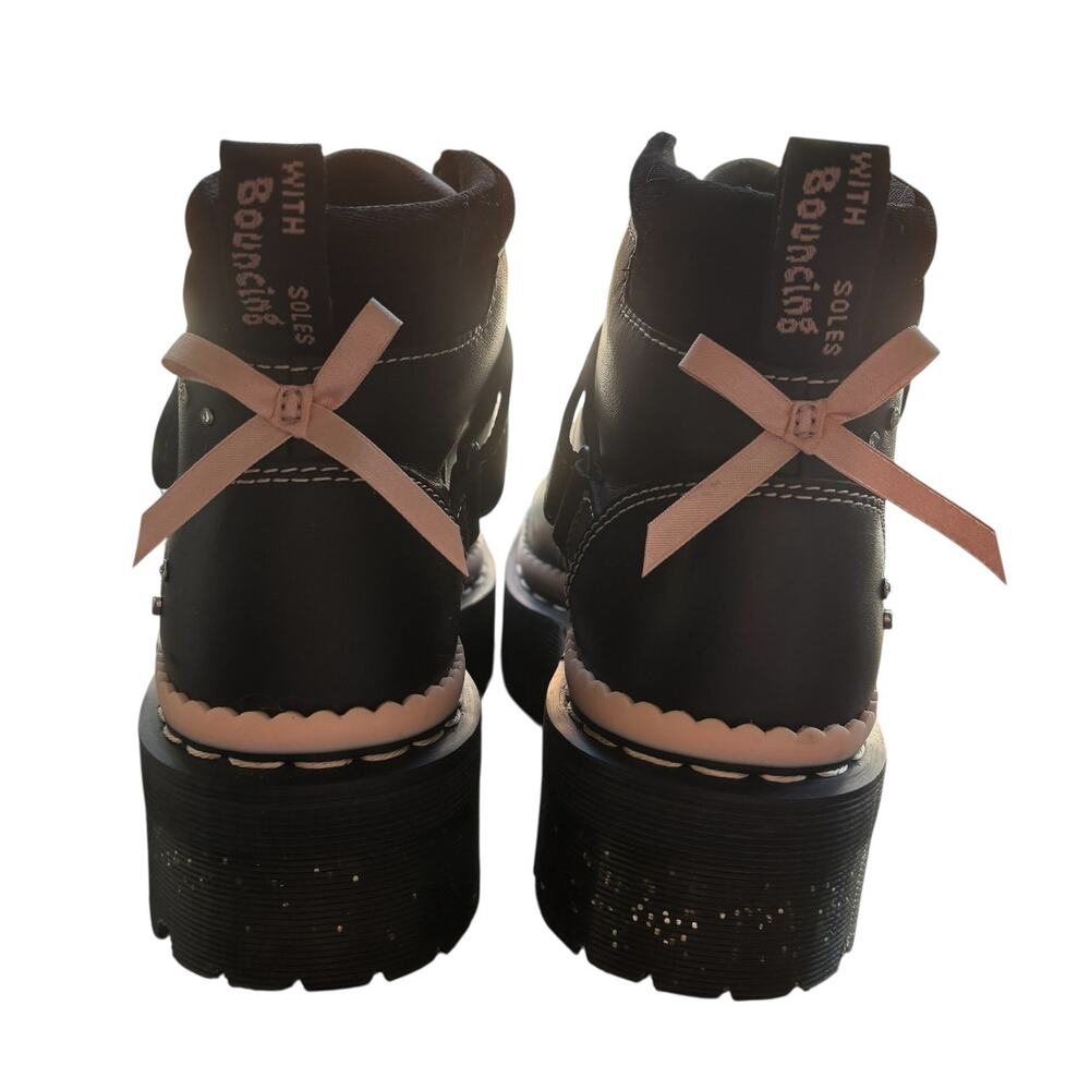 Dr. Martens Docs Black Caitie Leather Powder Pink Platform Boots - Picture 9 of 11